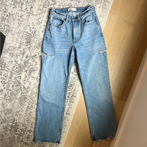 Abercrombie Mid rise baggy jean
